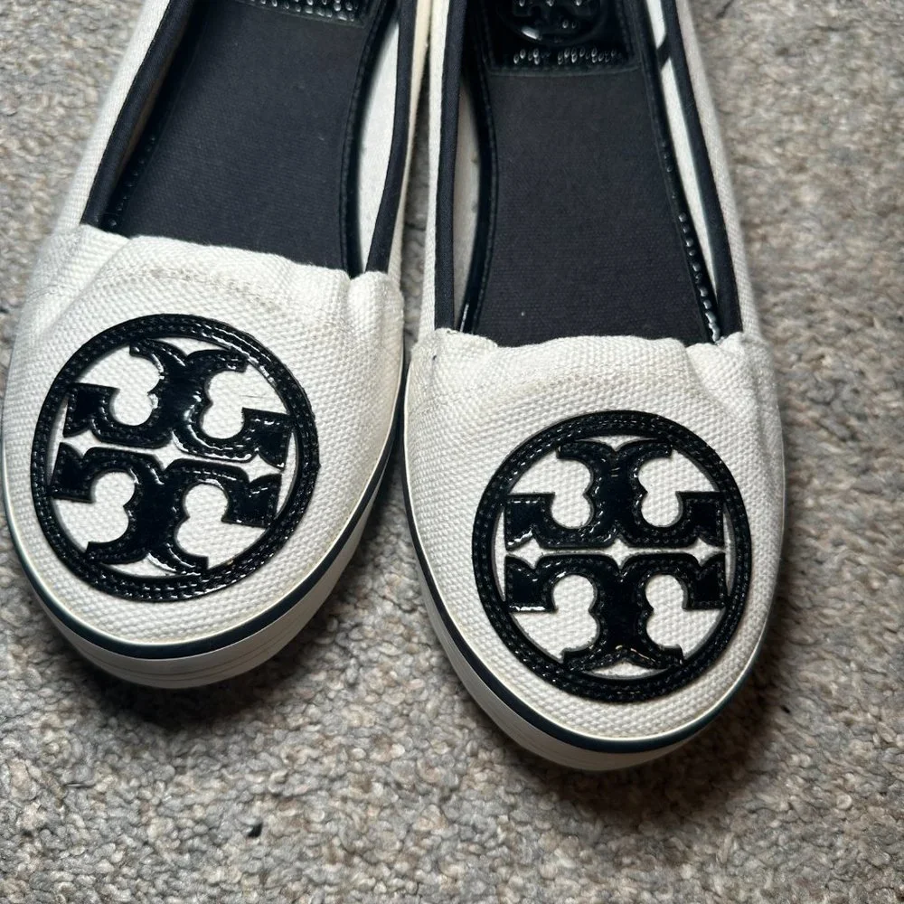Tory Burch flatsTory Burch flats - Picture 3 of 6